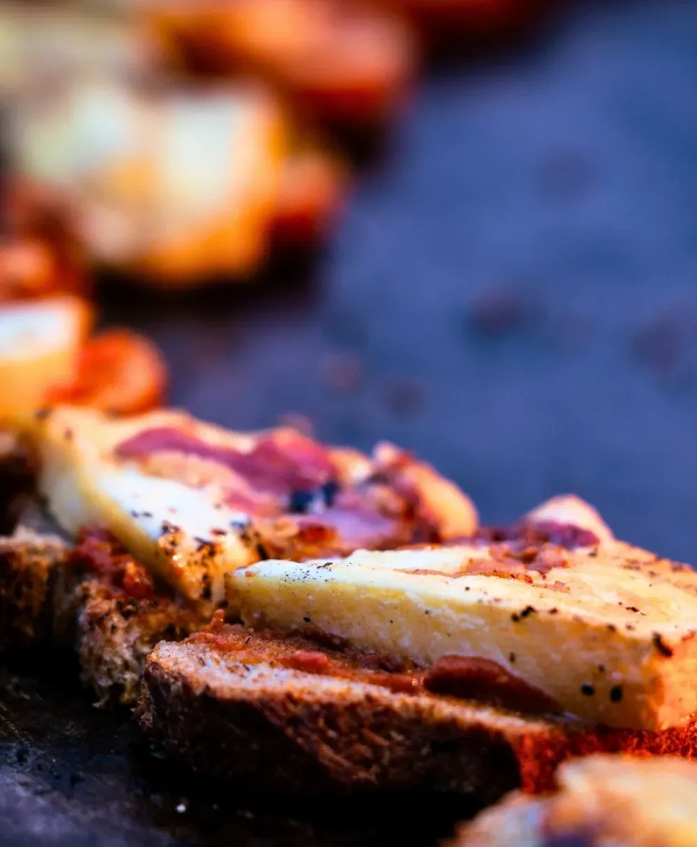 Tartines grillées au brasero